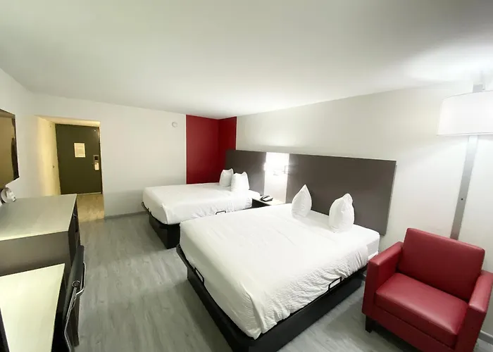 Ramada By Wyndham Tuscaloosa