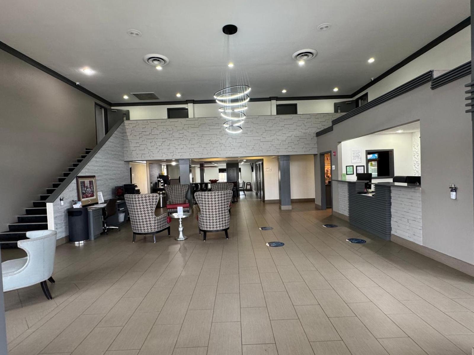 Ramada By Wyndham Hotel 3*
