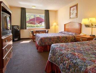 Ramada By Wyndham Hotel 3*